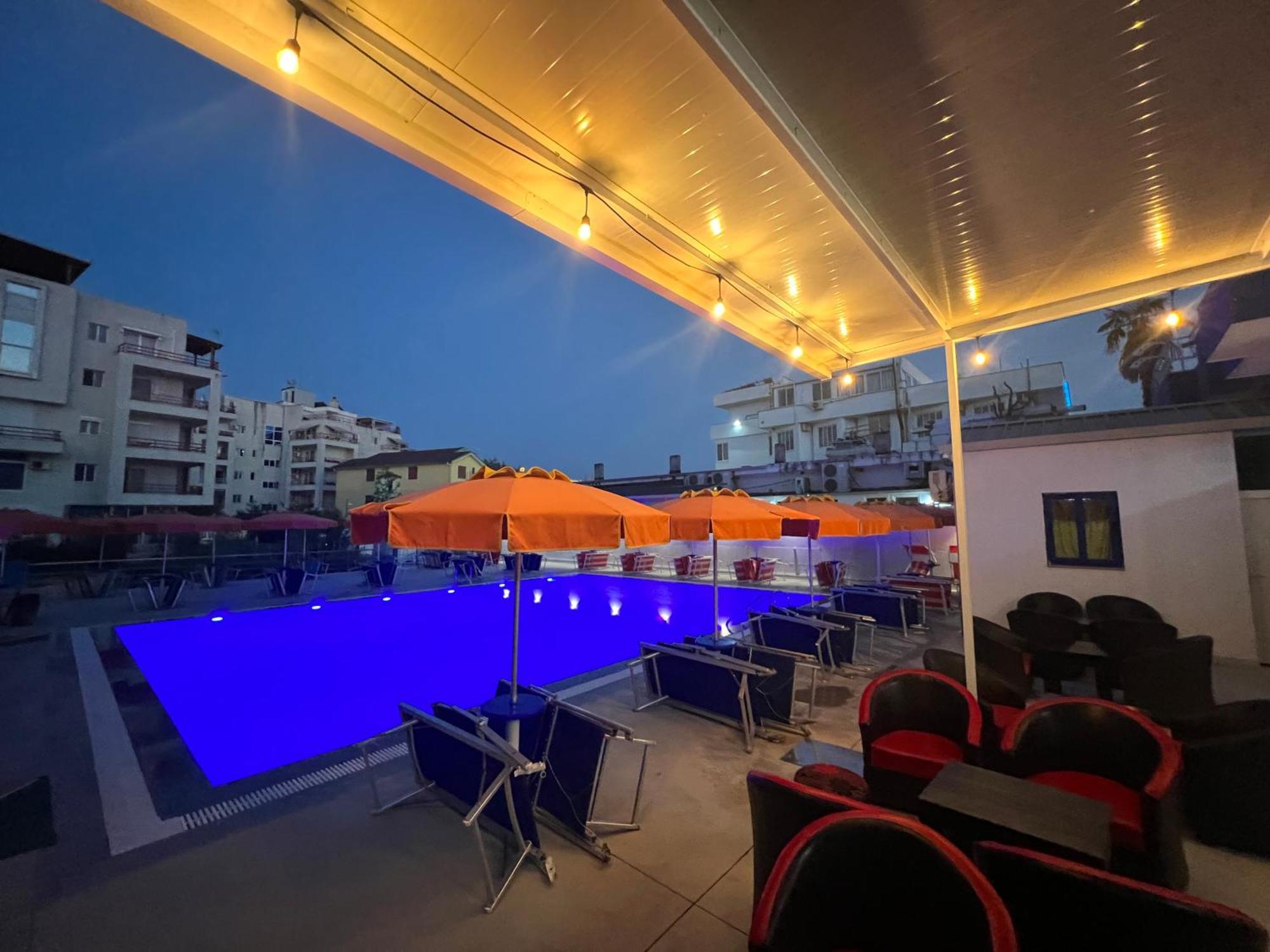 Blue Balcony Hotel Golem  Exterior foto